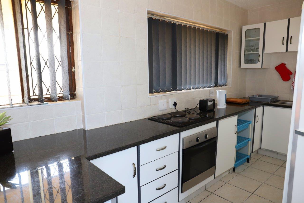 Sea Wave Holidays - Stella Maris Amanzimtoti Εξωτερικό φωτογραφία