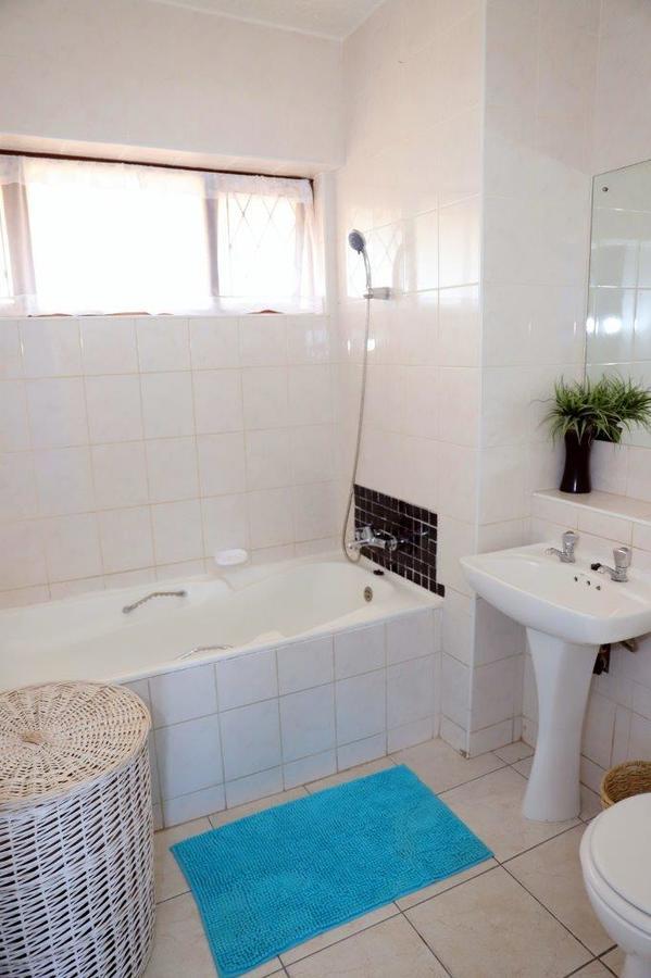 Sea Wave Holidays - Stella Maris Amanzimtoti Εξωτερικό φωτογραφία